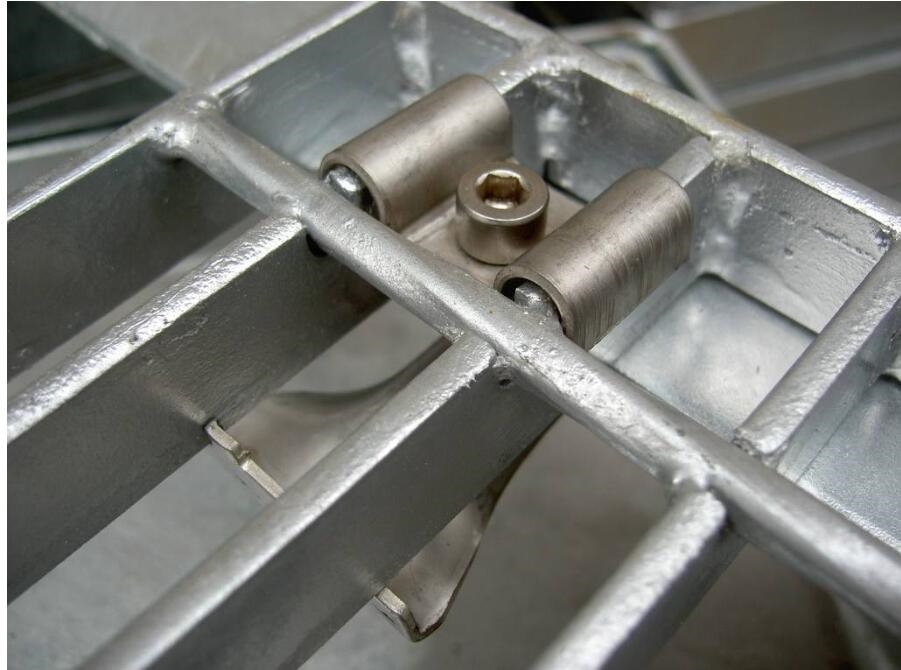 安裝夾扣件鏈接